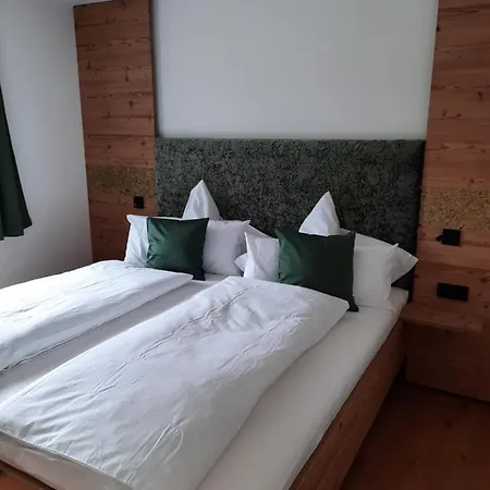 Schoene Aussicht شقة *