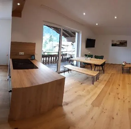 Schoene Aussicht 아파트 리즐런