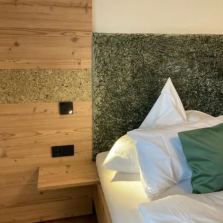 Schoene Aussicht ريزلرن